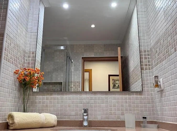 Appartement Gatu Elvira Junto Al Hospital Y Playa 2 Dormit Y 2 Banos, Preferente Mayores De 25 Anos Y Familias