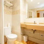 Lejlighed Gatu Elvira Junto Al Hospital Y Playa 2 Dormit Y 2 Banos, Preferente Mayores De 25 Anos Y Familias *
